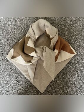 Handmade linen/cotton sawtooth star quilt block triangle scarf